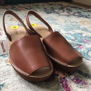 Kenneth Cole Reaction Sandals